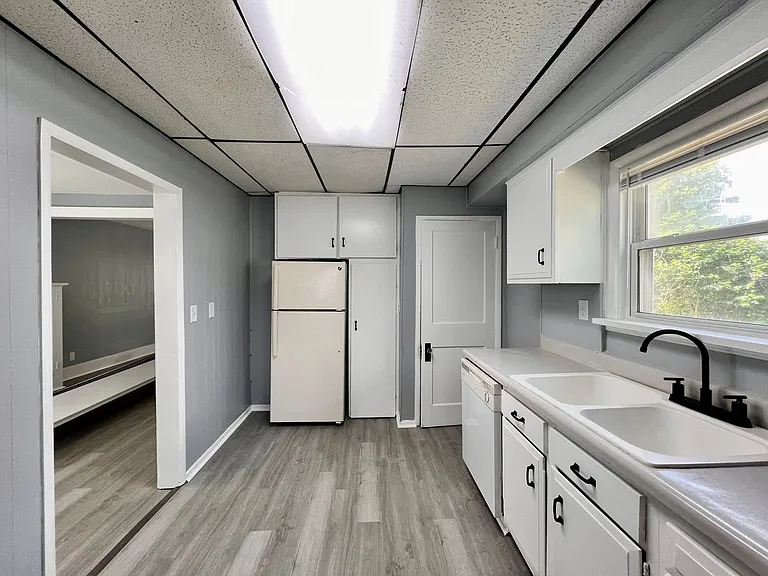 1413 Ironwood Ave — Photo 5