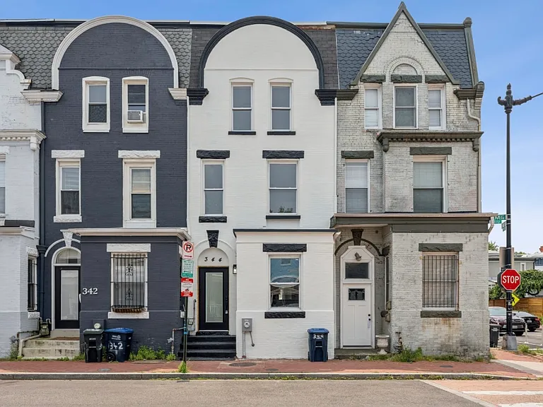 344 Elm St NW — Photo 18