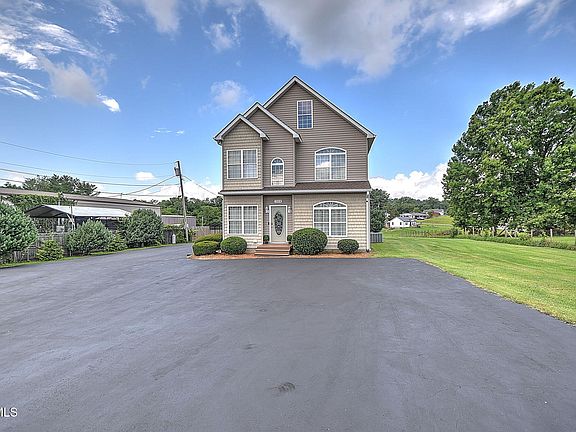 3rd image of 15519 Lee Hwy