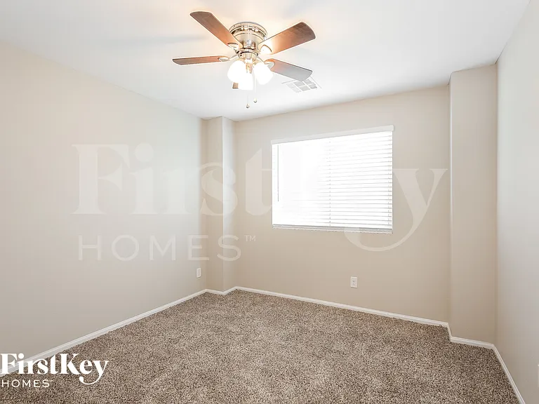 5616 Salt Rock St — Photo 11