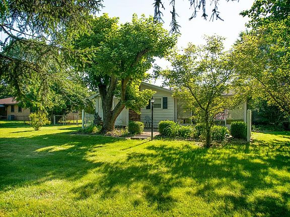 4th image of 7093 Twinview Dr