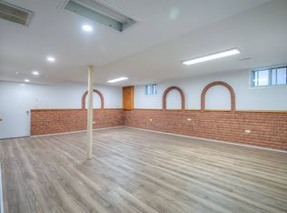 15 Arkona Dr, Toronto, ON M1T1X4