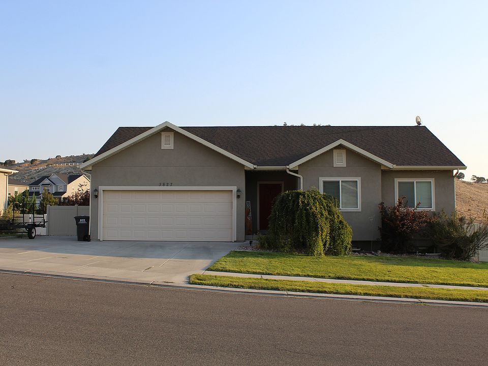 1st image of 3827 E Pawnee Rd