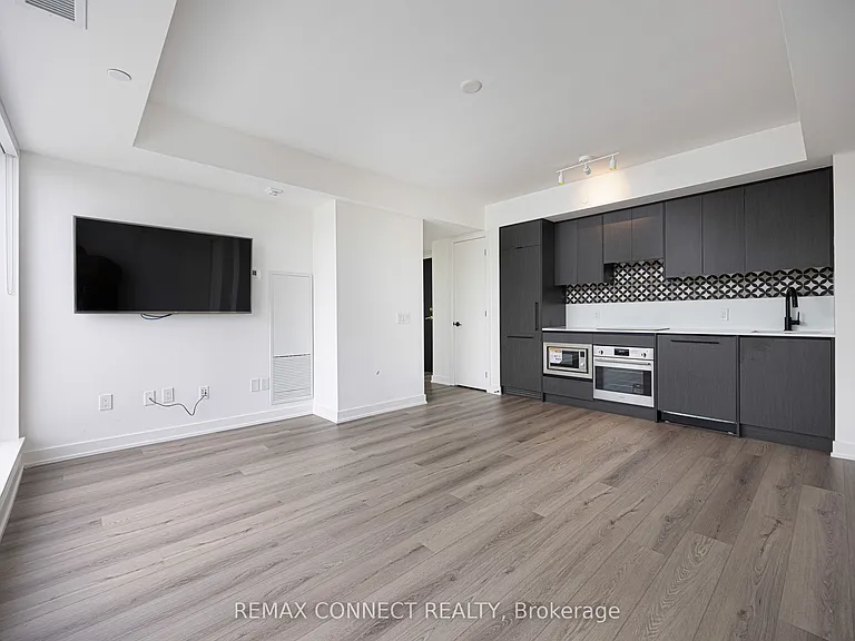 5 Lakeview Ave #515 — Photo 4