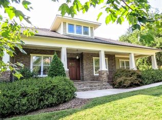 2105 Stone Ridge Pl, Winston Salem, NC 27107