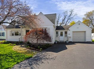 201 Shelford Rd, Rochester, NY 14609