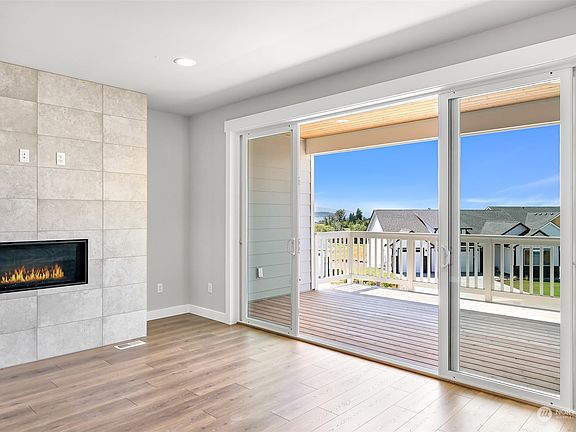 5th image of 5403 Lonicera Drive