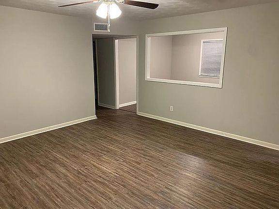 2nd image of 606 Ethel Dr