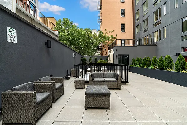 Rented by Halstead Real Estate | media 18