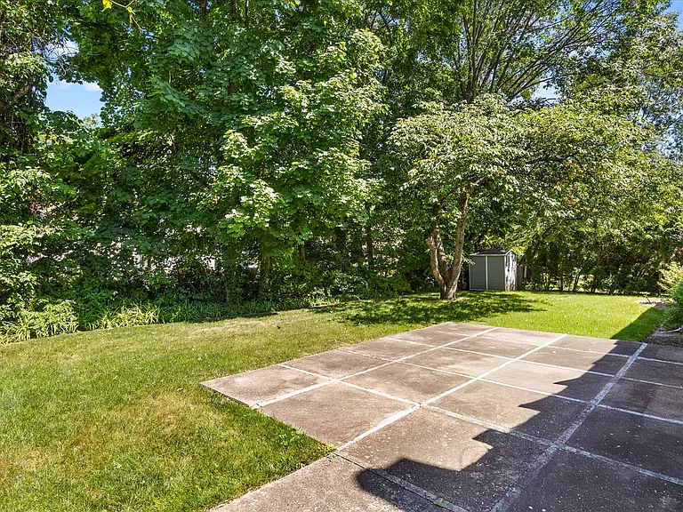 55 Warwick Rd — Photo 33