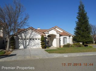 2982 E Granada Ave, Fresno, CA