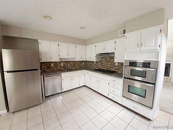 2nd image of 1221 Dalraida Rd