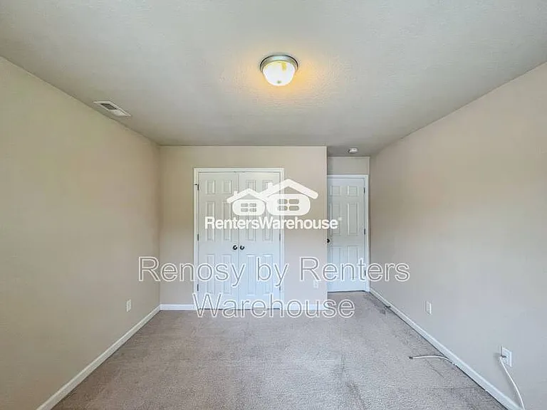 4139 Franklin St — Photo 34