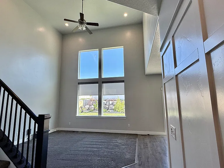 1692 W Quailhill Rd — Photo 15