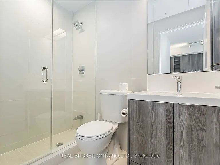 101 Erskine Ave #813 — Photo 12