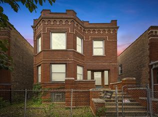 1320 N Homan Ave, Chicago, IL 60651