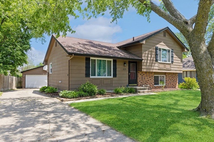 525 22nd Ave SW, Altoona, IA 50009 Zillow