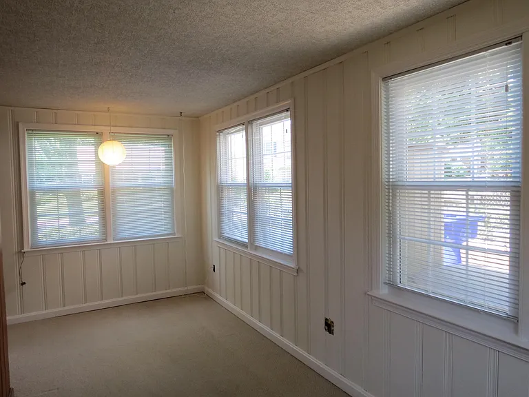 9603 Evergreen St — Photo 9