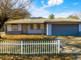 2358 Oxford Rd, Redding, CA 96002