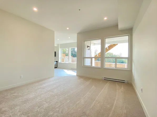14063 Buckels Dr #Basement, Maple Ridge, BC V4R 0G9