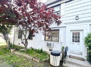 6722 136th Street #A, Flushing, NY 11367