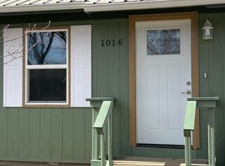 1016 Shartel Dr, Neosho, MO 64850