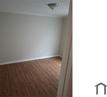 2nd image of 1048 Thomasville Estate Way