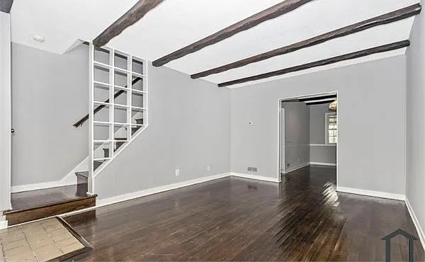 885 Mildred Ave — Photo 5