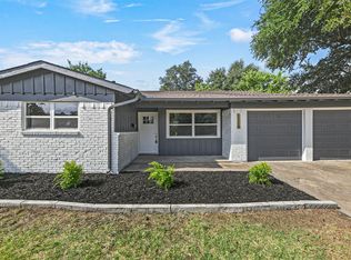 6804 Martha Ln, Fort Worth, TX 76112