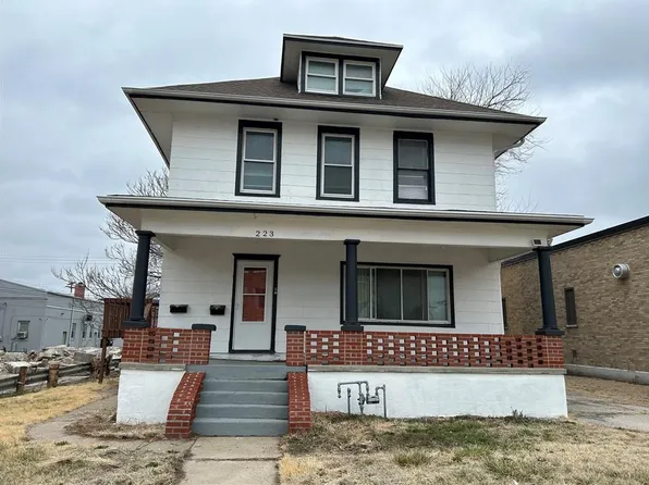 223 Illinois Ave, Saint Joseph, MO 64504
