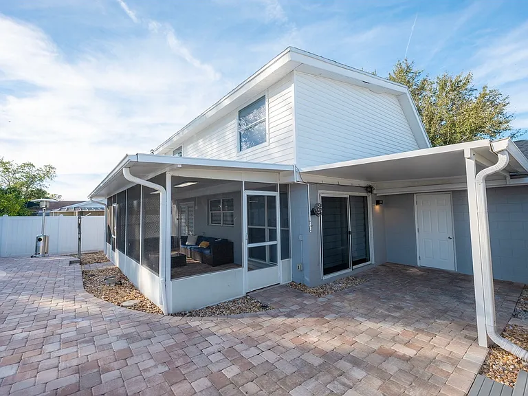 6820 Fountain Ave — Photo 19
