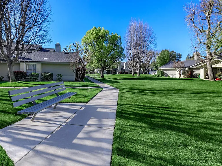 Greenhaven Apts. — Photo 6