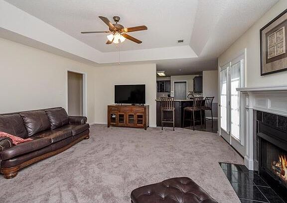 Great Room with Fireplace