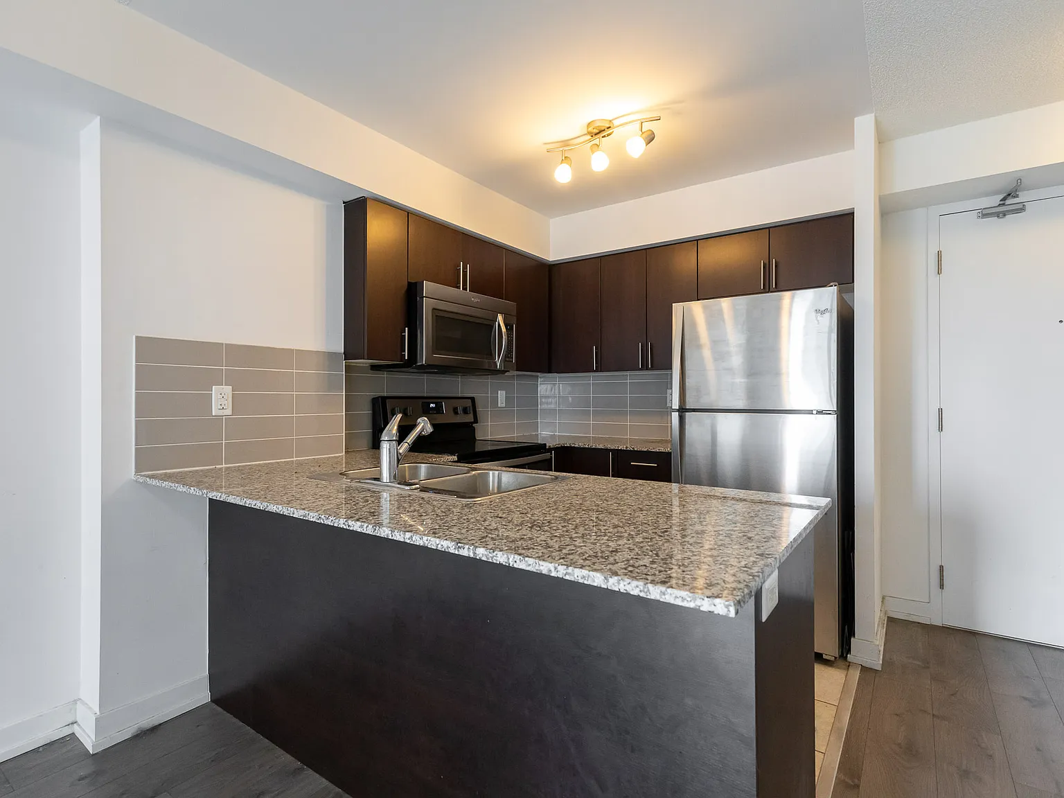 Fuse- 1410 Dupont Street — Photo 4