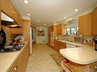 4th image of 8615 214th St