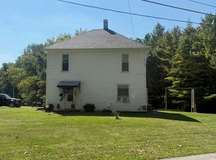 1121 Smith St, Logansport, IN 46947