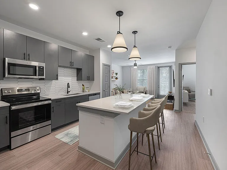 Populus Waterside Apartments — Photo 14
