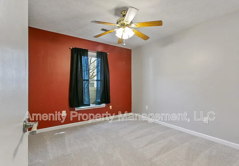 36 Old Fox Hill Rd — Photo 16