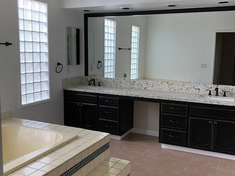 1100 Carolyn St — Photo 15