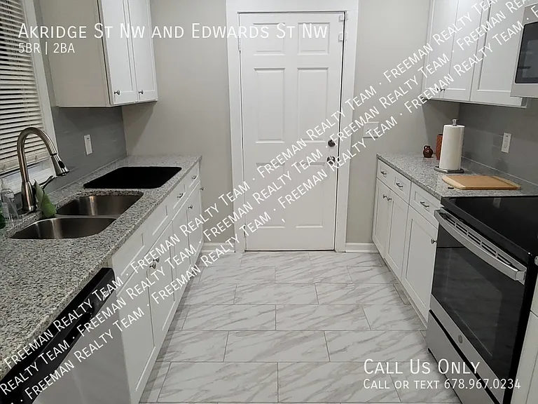 Akridge St NW — Photo 30