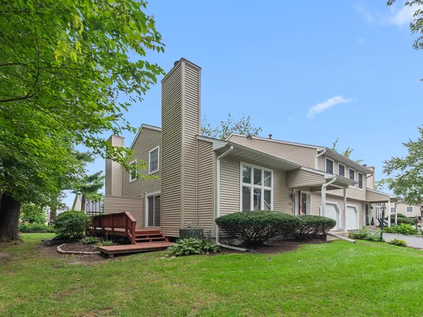 603 Weatherwood Ln, Valparaiso, IN 46383