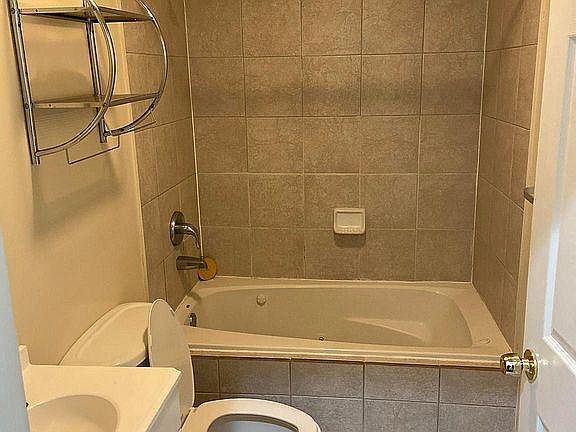 2nd image of 1769 Frankford Ave APT 4