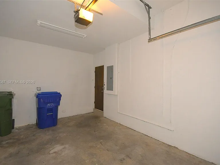2780 SW 33rd Ave — Photo 47
