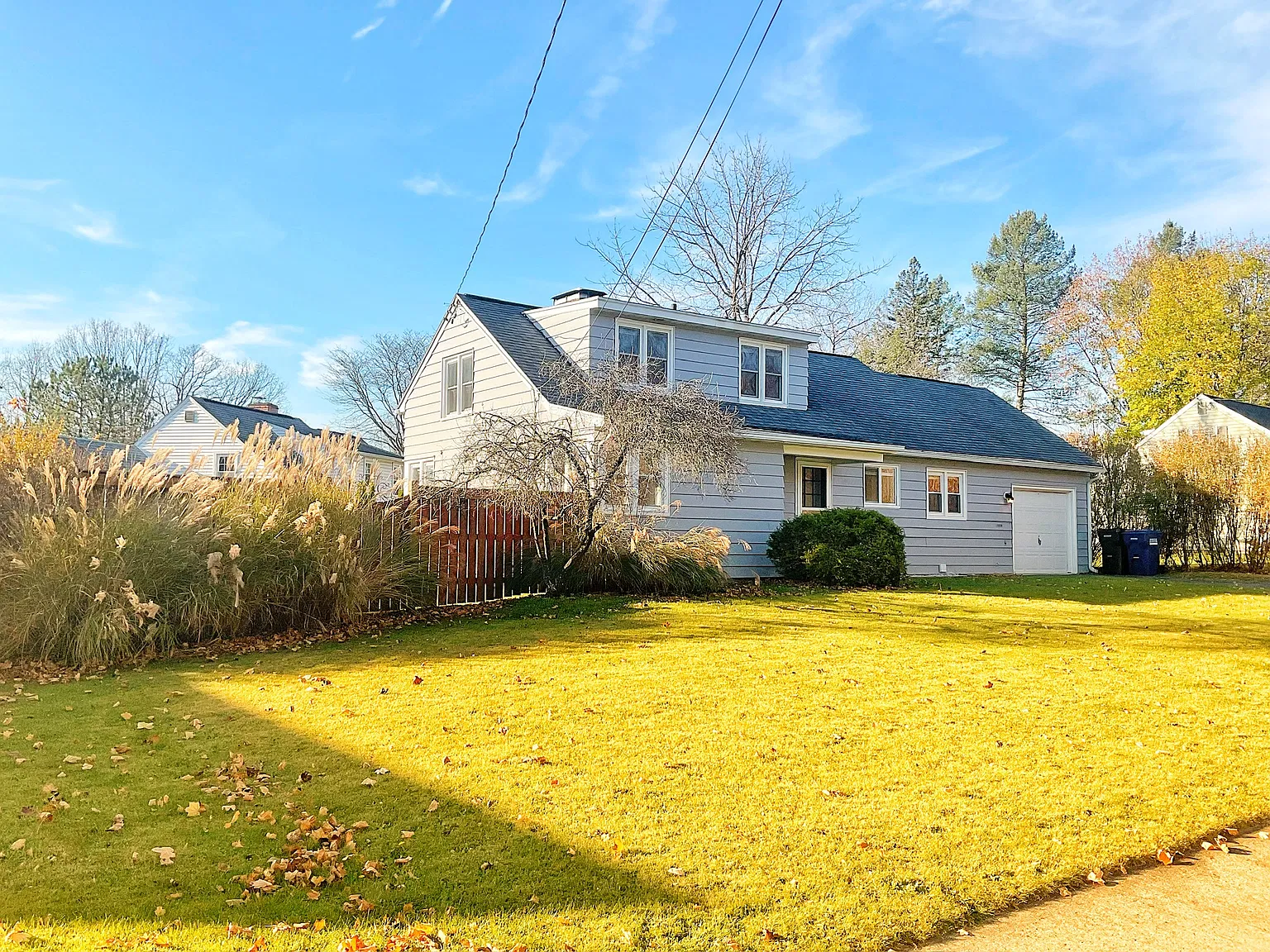 3 bed, $2,500 — Photo 2