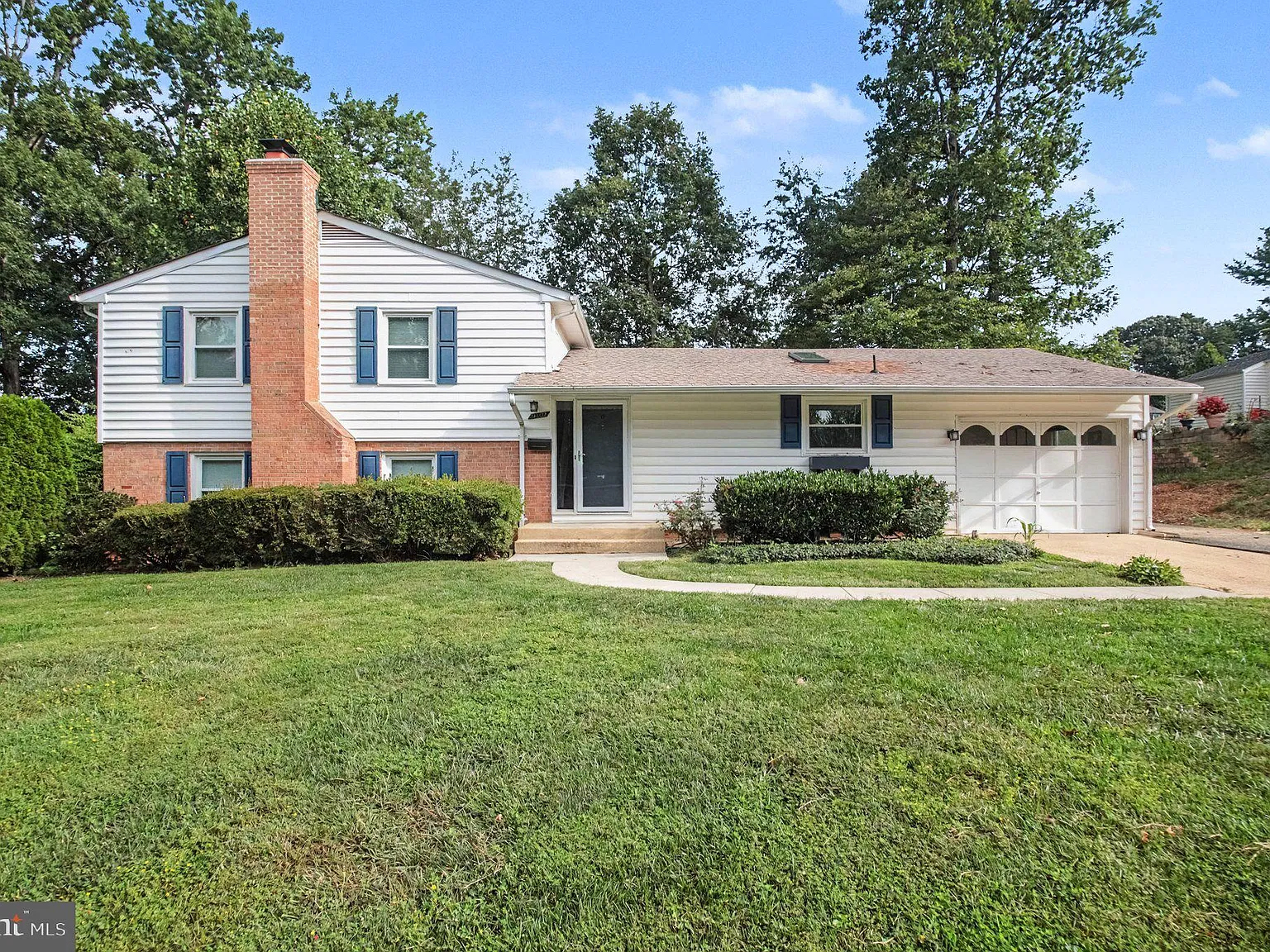 4 bed, 3.0 bath, 1578 sqft, $3,800 — Photo 1