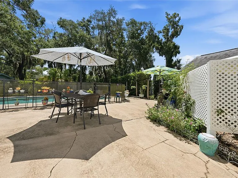 206 E 9th Ave — Photo 12