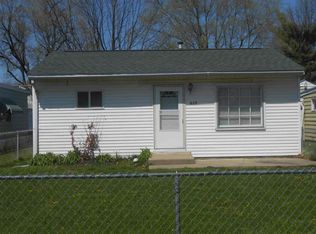 817 N Sherman St, Lincoln, IL 62656