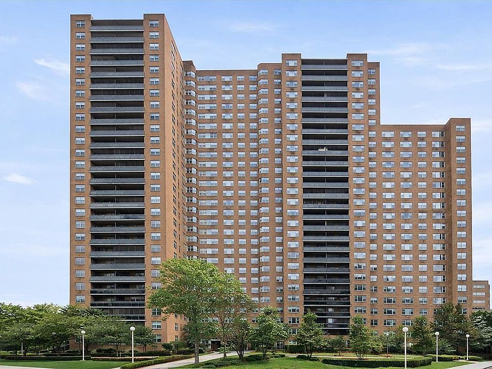 1st image of 7025 Yellowstone Blvd APT 5Q