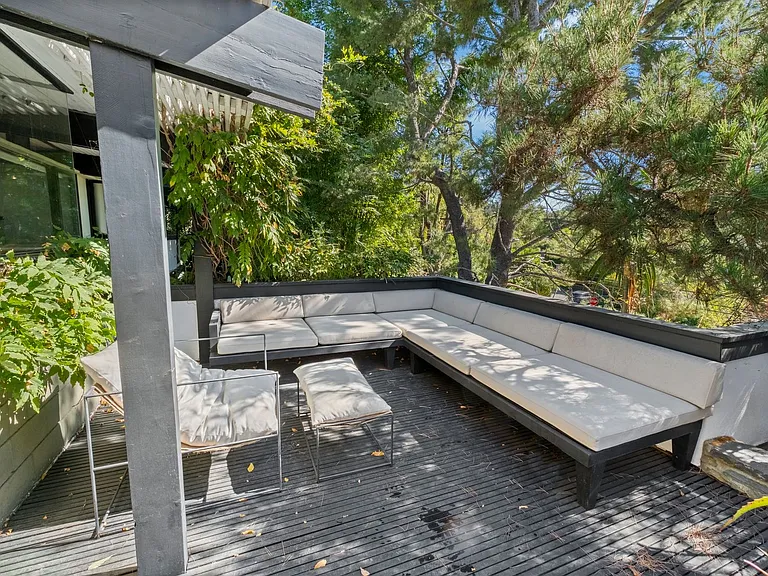 7987 Woodrow Wilson Dr — Photo 32