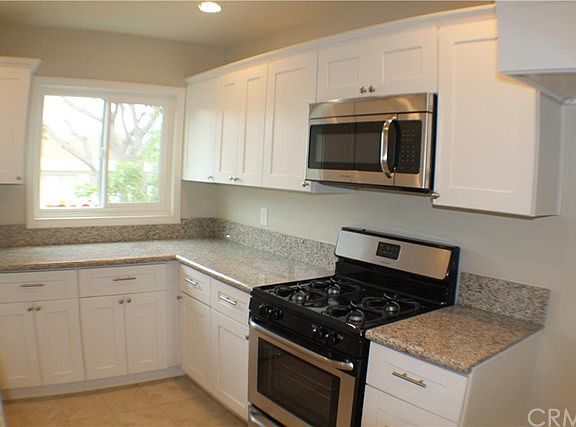 4th image of 8836 Lucia Ave